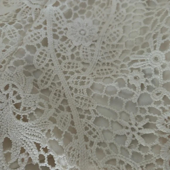 Cream boho eyelet lace overlay Romper size small - Picture 4 of 11